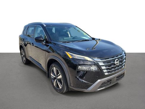Certified 2024 Nissan Rogue SL w/ SL Premium Package FWD image 2