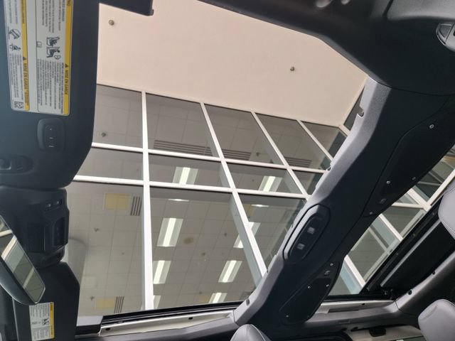 New 2026 Jeep Wrangler Unlimited Sahara AWD/4WD image 22