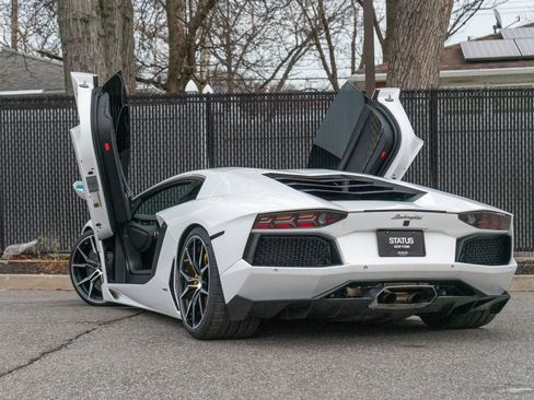 Used 2017 Lamborghini Aventador LP 700-4 AWD/4WD image 34