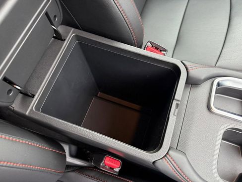 Used 2024 Nissan Sentra SR w/ SR Premium Package image 34