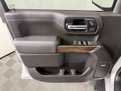 Used 2019 GMC Sierra 1500 SLT w/ SLT Premium Plus Package image 23