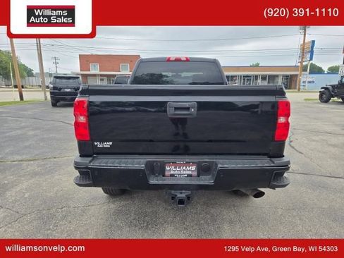 Used 2018 Chevrolet Silverado 2500 LT w/ Midnight Edition AWD/4WD image 4