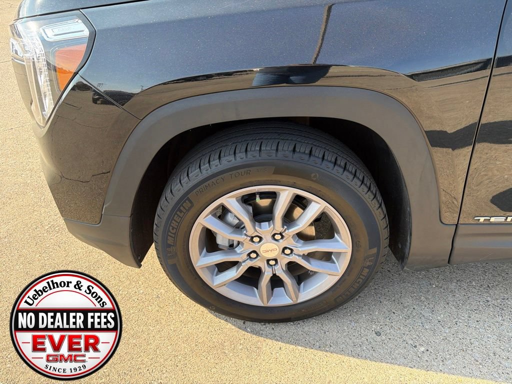 Used 2024 GMC Terrain SLT AWD/4WD image 14