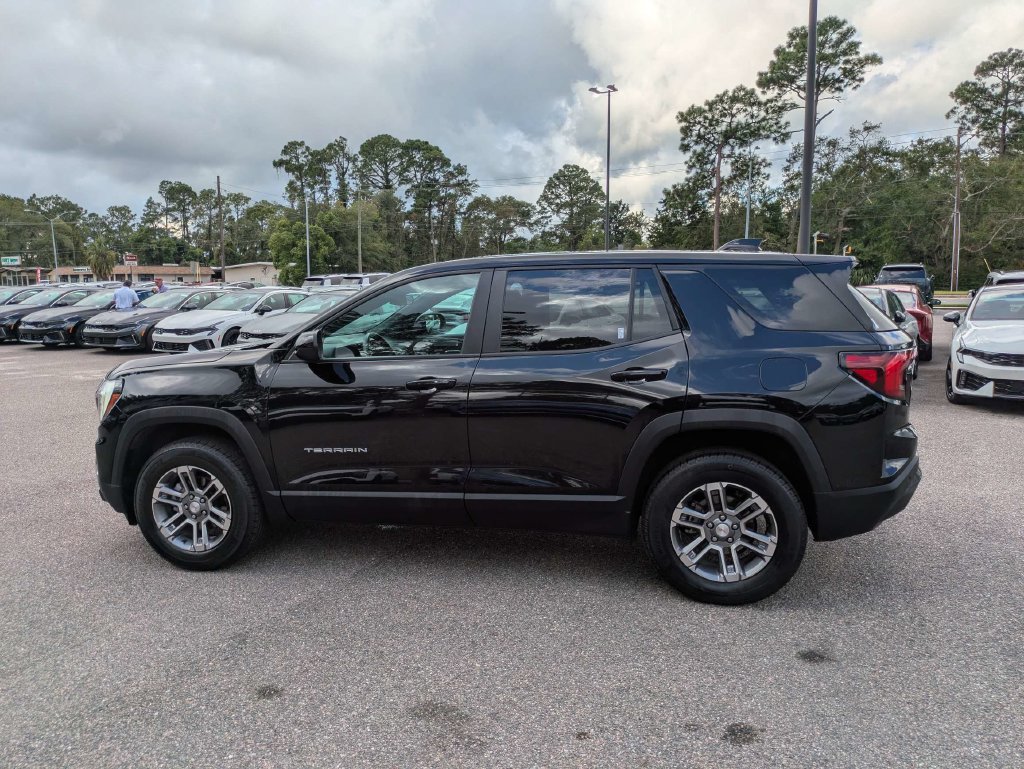 Used 2025 GMC Terrain Elevation AWD/4WD image 7
