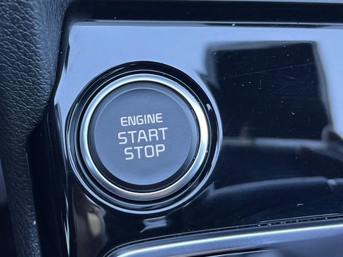 Used 2023 Kia Sportage EX image 11