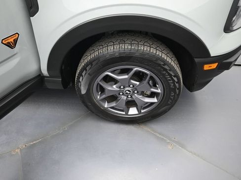 Used 2024 Ford Bronco Sport Badlands w/ Premium Package AWD/4WD image 35