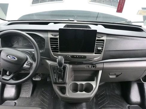 Used 2022 Ford Transit 350 XLT image 15