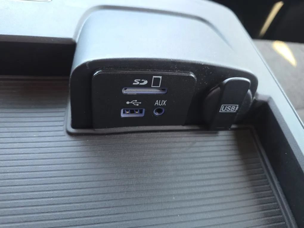 Used 2015 RAM 1500 Big Horn AWD/4WD image 38