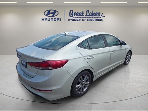Used 2017 Hyundai Elantra Value Edition w/ Cargo Package FWD image 5