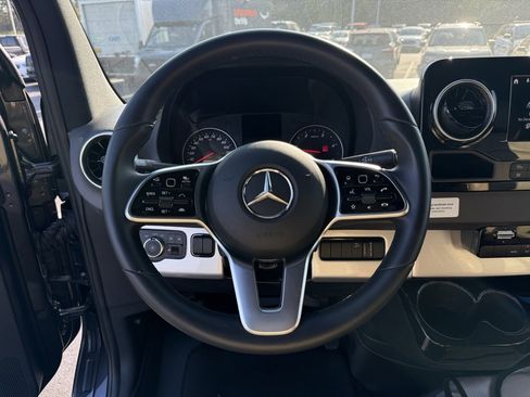 Used 2023 Mercedes-Benz Sprinter 3500 image 14