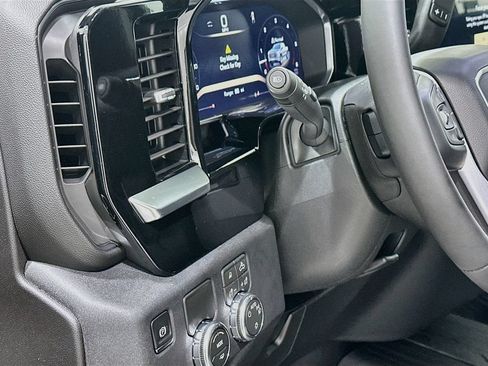New 2026 GMC Sierra 1500 SLE w/ Preferred Package RWD image 10