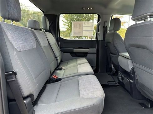 Used 2024 Ford F250 XLT w/ Snow Plow Prep Package image 23