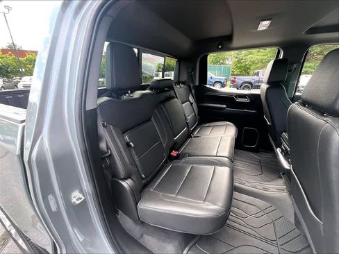 Used 2024 Chevrolet Silverado 1500 LTZ w/ LTZ Convenience Package II AWD/4WD image 15