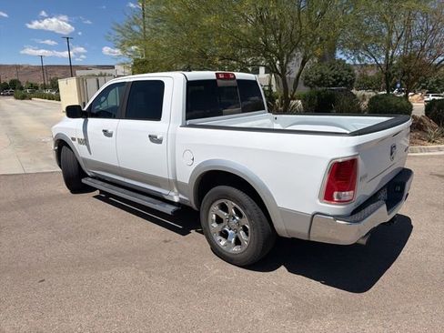 Used 2015 RAM 1500 Laramie w/ Convenience Group AWD/4WD image 6