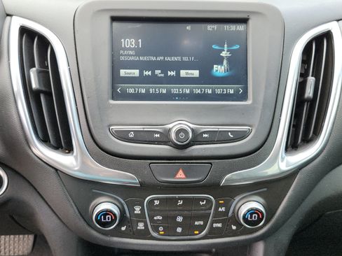 Used 2018 Chevrolet Equinox LT FWD image 25