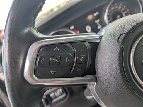 Used 2021 Jeep Wrangler Unlimited Sahara AWD/4WD image 17