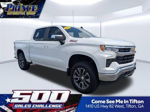 Used 2024 Chevrolet Silverado 1500 LT AWD/4WD image 1