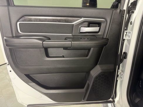 Used 2024 RAM 2500 Big Horn w/ Bed Utility Group image 49