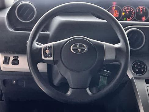 Used 2012 Scion xB FWD image 17