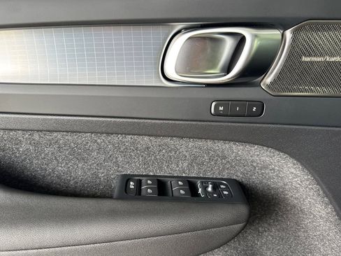 New 2026 Volvo XC40 B5 Ultra w/ Climate Package AWD/4WD image 14