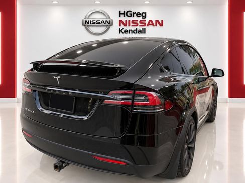 Used 2018 Tesla Model X 75D AWD/4WD image 5