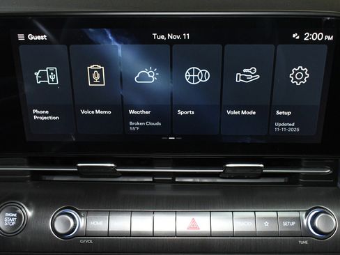 Used 2024 Hyundai Kona Limited image 33