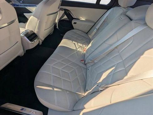 Certified 2023 BMW 760i xDrive 760i xDrive image 20