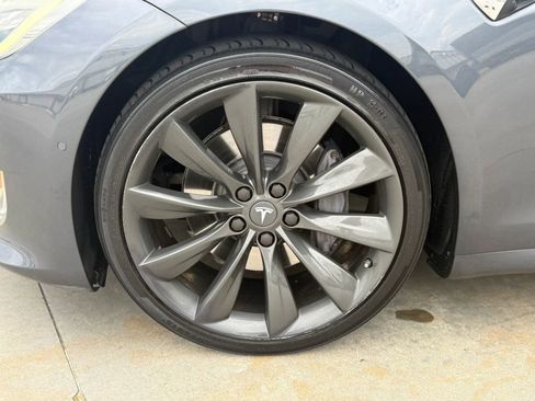 Used 2016 Tesla Model S 60 image 13