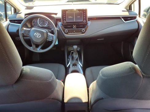 Used 2020 Toyota Corolla LE image 10