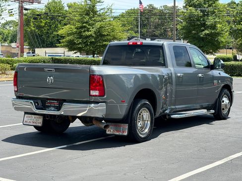 Used 2012 RAM 3500 ST w/ Chrome Appearance Group RWD image 6