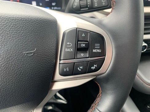 Certified 2025 Ford Explorer Active AWD/4WD image 23