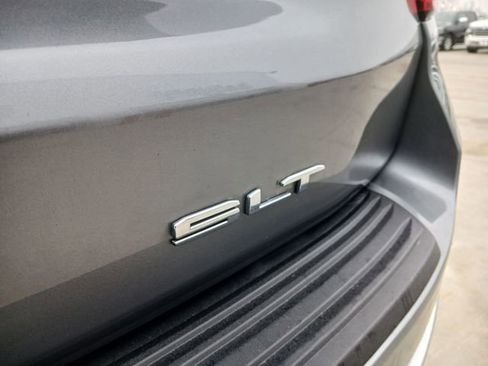 Certified 2022 GMC Yukon SLT w/ SLT Luxury Package image 38