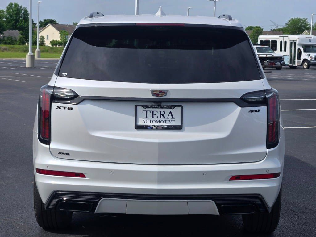 Used 2024 Cadillac XT6 Sport w/ LPO, Onyx Lite Package AWD/4WD image 15
