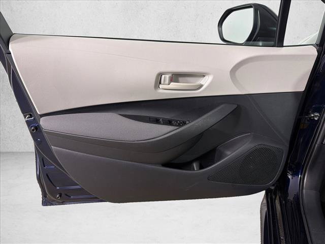 Used 2025 Toyota Corolla LE FWD image 10