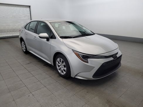 Used 2024 Toyota Corolla LE image 13