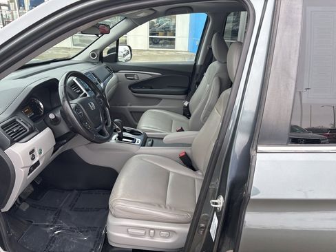 Certified 2019 Honda Ridgeline RTL image 21