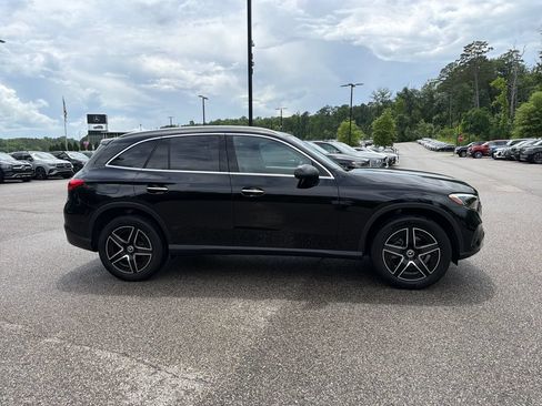 Used 2026 Mercedes-Benz GLC 300 4MATIC image 13