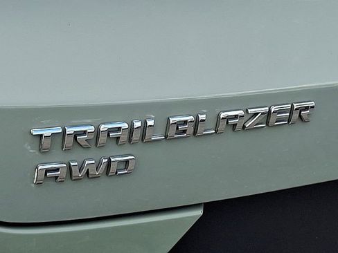 Certified 2024 Chevrolet TrailBlazer ACTIV w/ Driver Confidence Package AWD/4WD image 29