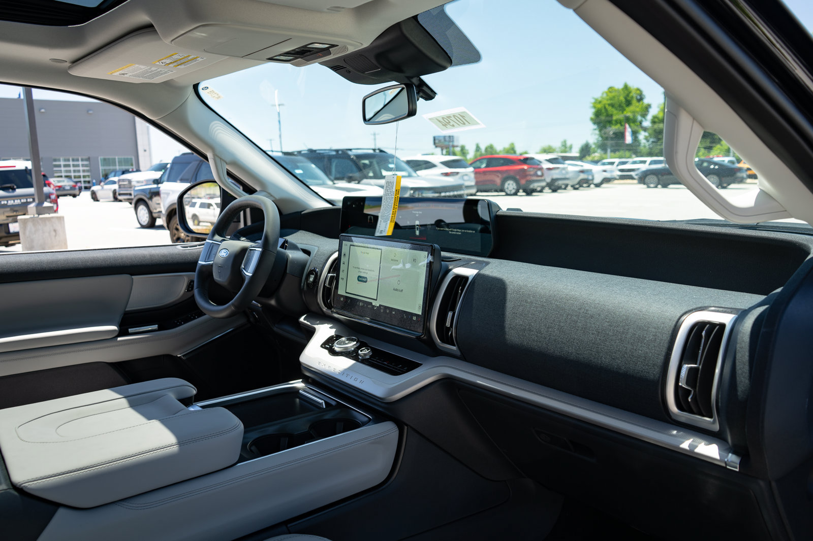 New 2026 Ford Expedition Active AWD/4WD image 23
