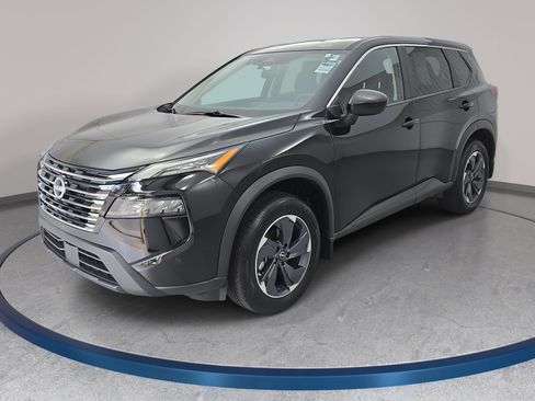 Certified 2025 Nissan Rogue SV FWD image 1