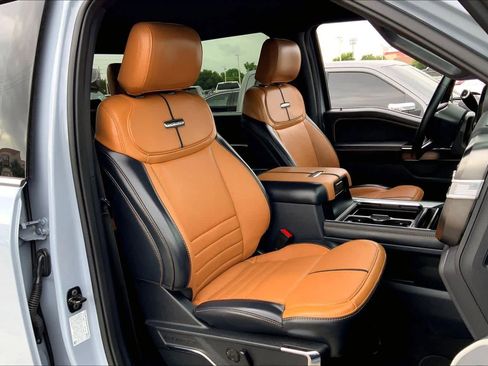 Certified 2024 Ford F250 Platinum AWD/4WD image 9