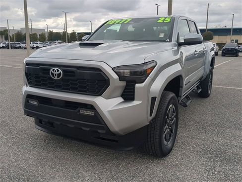 Certified 2025 Toyota Tacoma TRD Sport image 8