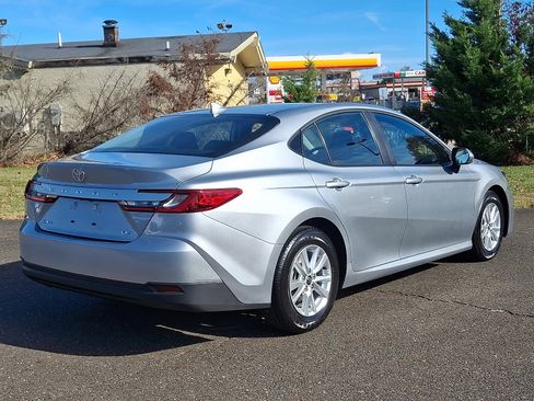 Certified 2025 Toyota Camry LE image 6