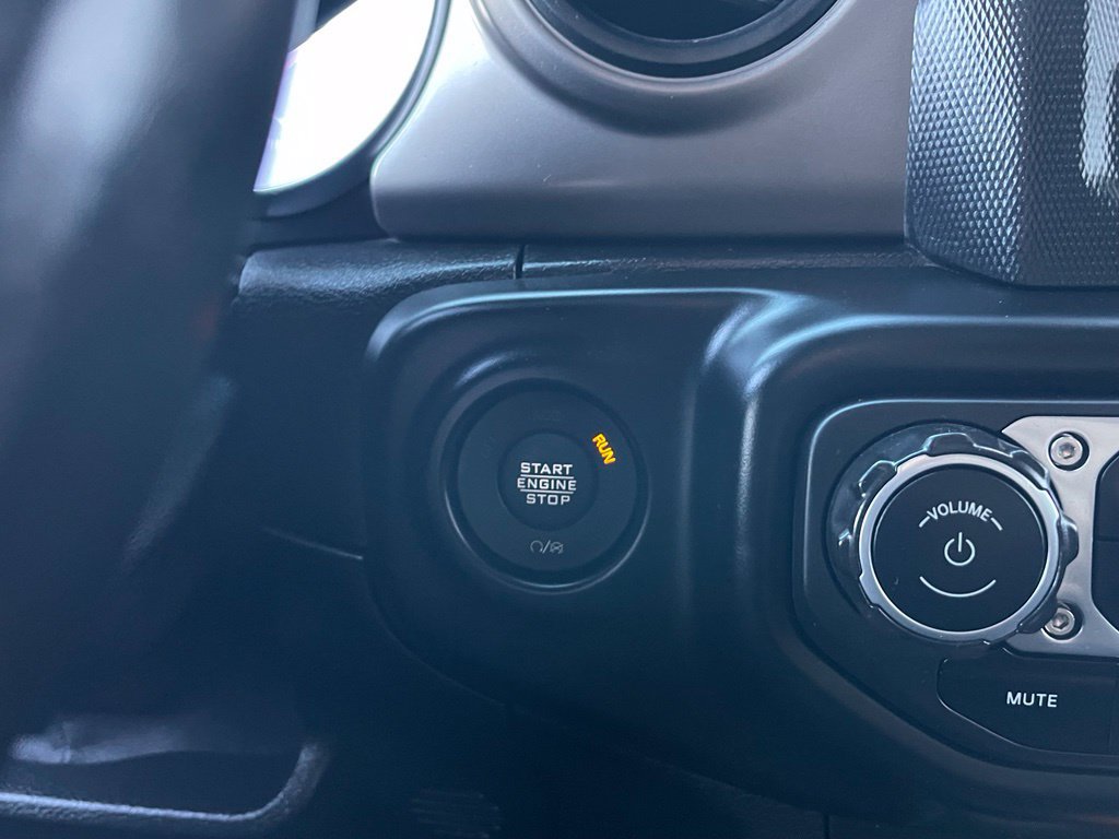 Used 2020 Jeep Wrangler Unlimited Sport AWD/4WD image 23