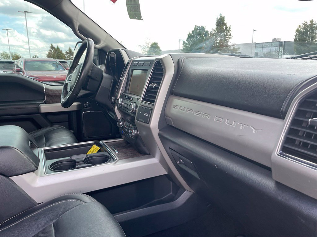 Used 2019 Ford F250 Lariat w/ Lariat Ultimate Package AWD/4WD image 31