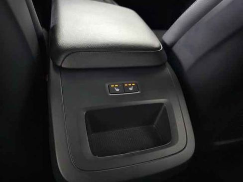 Used 2023 Volvo S60 B5 Plus w/ Climate Package image 31