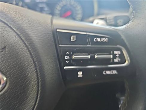 Used 2019 Kia Stinger GT2 image 17