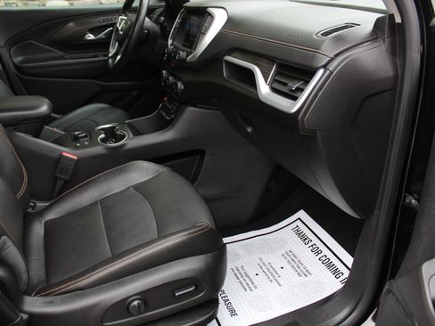 Used 2019 GMC Terrain SLT w/ Preferred Package image 17