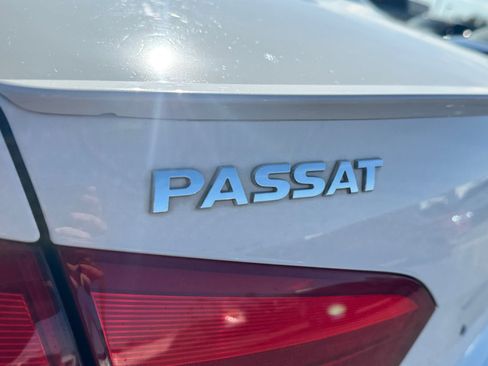 Used 2014 Volkswagen Passat 1.8T SE image 29