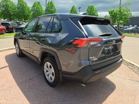 Used 2024 Toyota RAV4 LE AWD/4WD image 3
